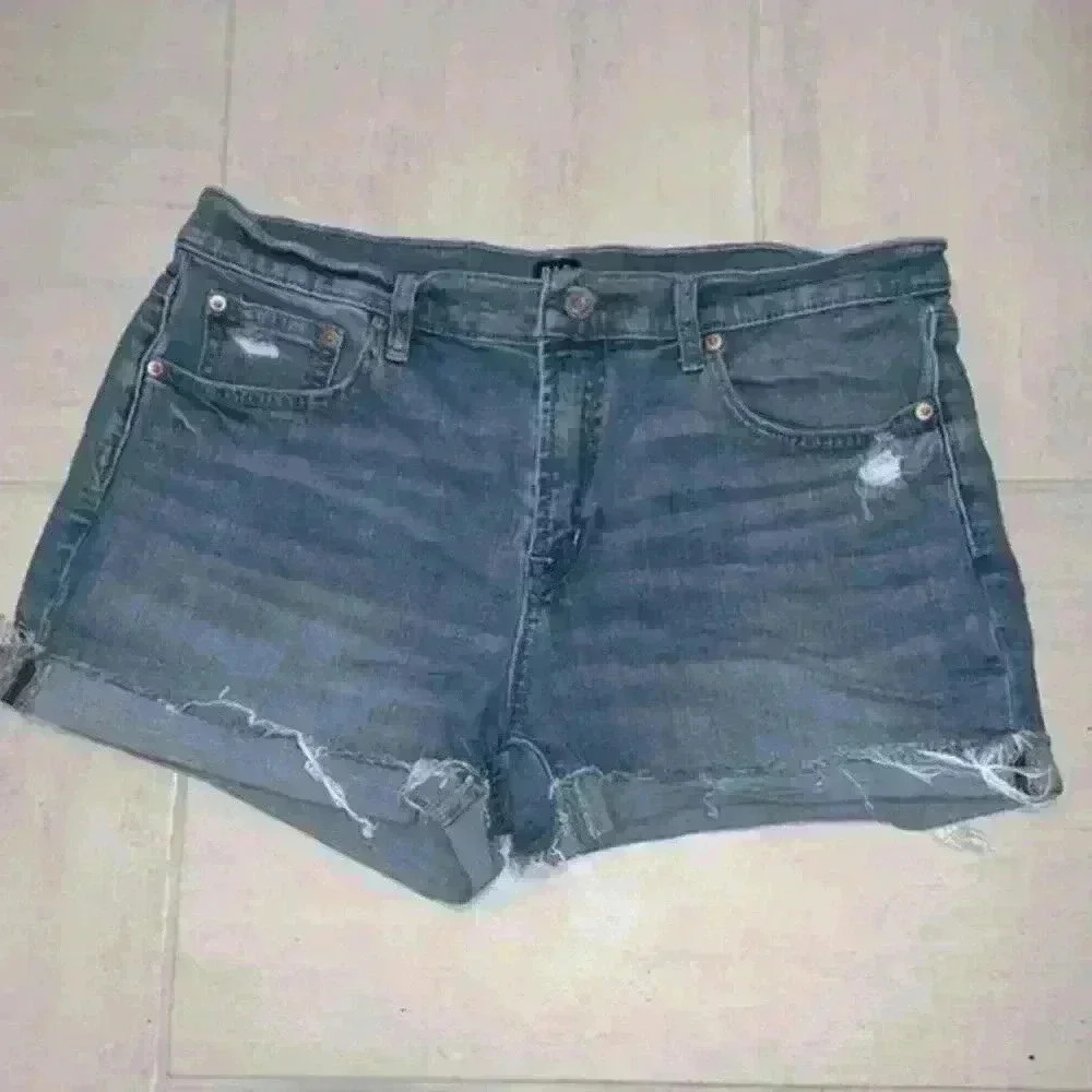GAP denim folded distressed jean short size 10/30